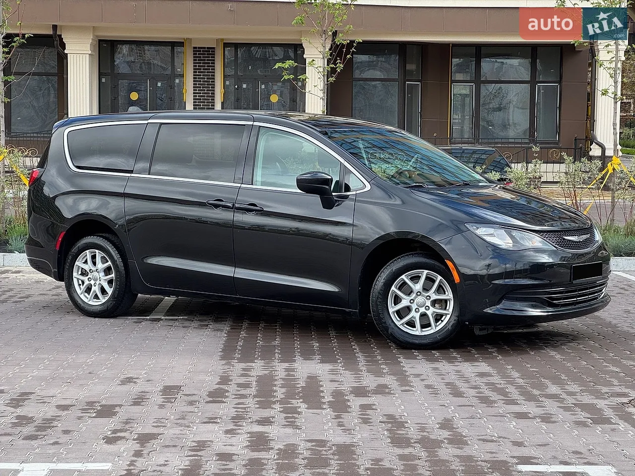 2016 Chrysler Pacifica - мініатюра 4