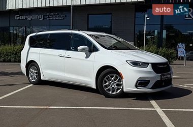 Chrysler Pacifica Luxury  2021
