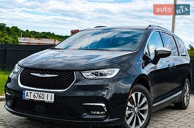 Chrysler Pacifica  2021