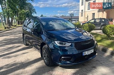 Chrysler Pacifica  2021