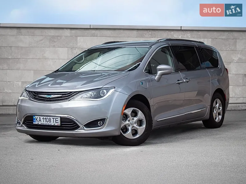 Chrysler Pacifica