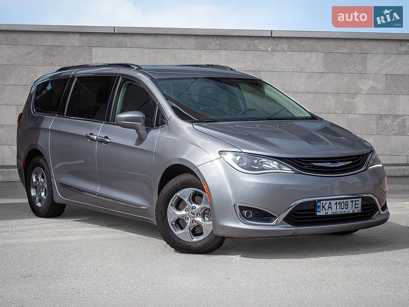 Chrysler Pacifica 2019