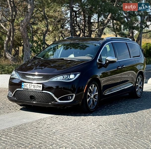 Chrysler Pacifica 2016