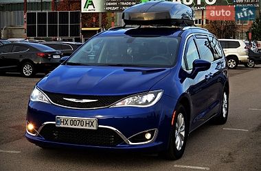 Chrysler Pacifica 2018
