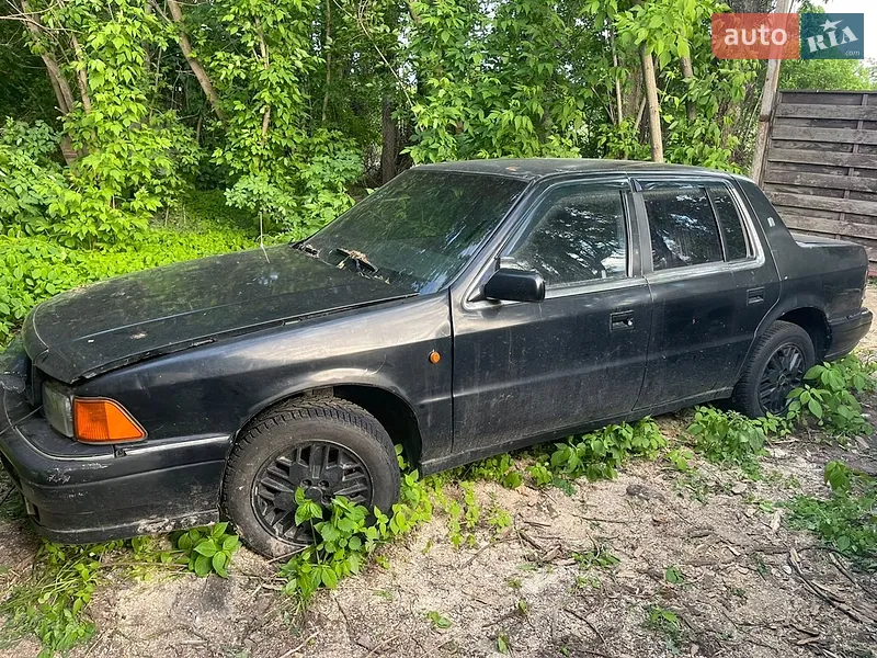Chrysler Saratoga 1990