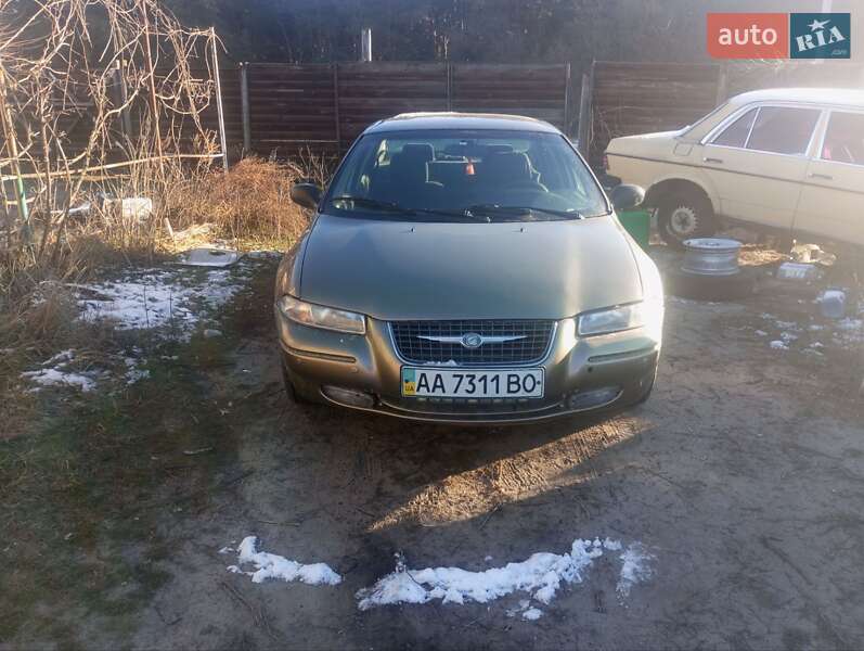 Chrysler Stratus