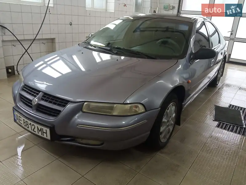 Chrysler Stratus