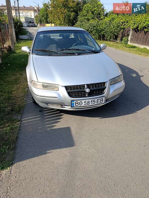 Chrysler Stratus