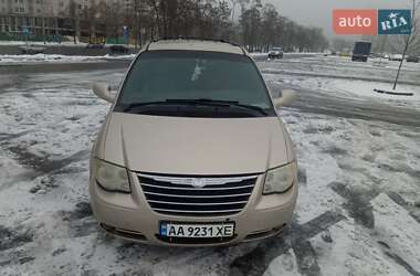 Chrysler Town & Country  2001