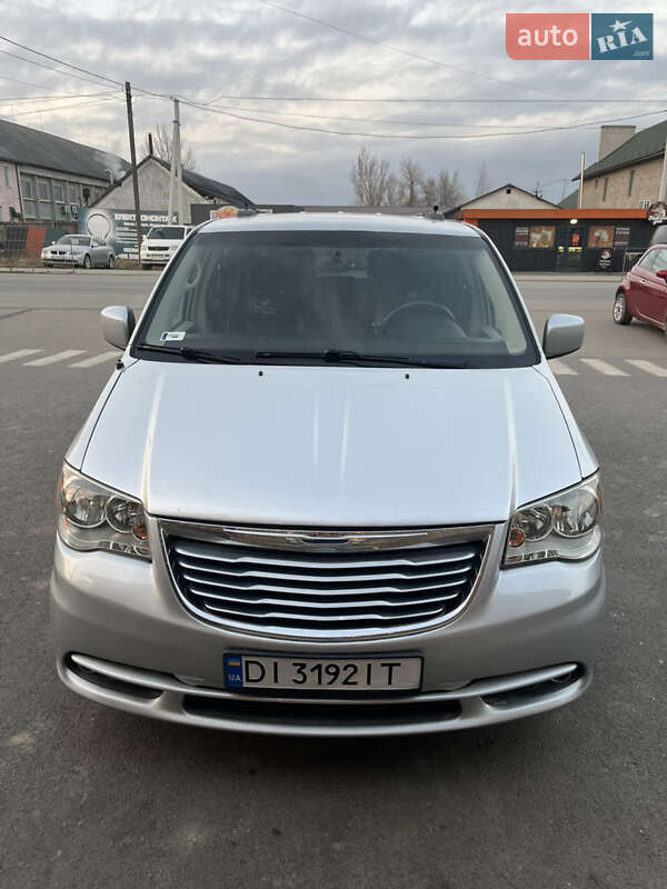 Chrysler Town & Country