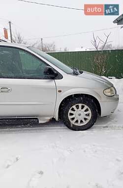 Chrysler Voyager  2003
