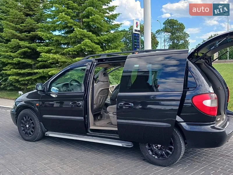Chrysler Voyager 2003