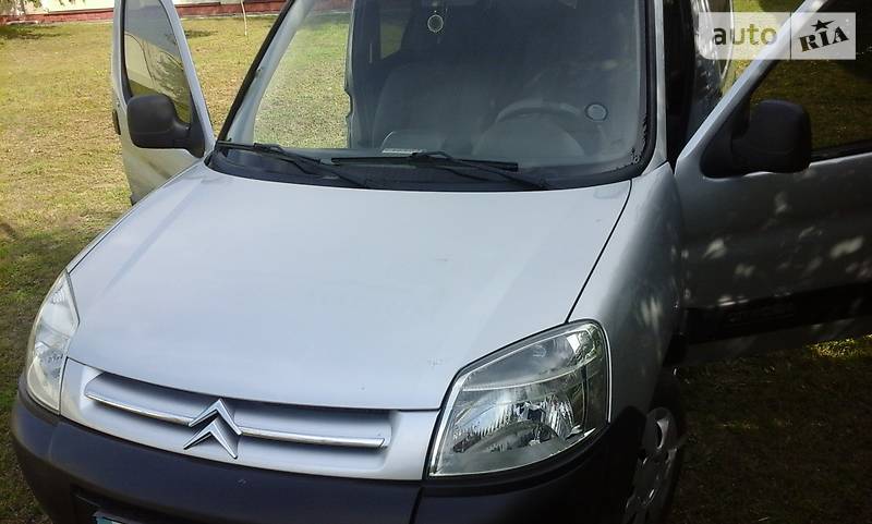 Citroen Berlingo пасс. 2004 года