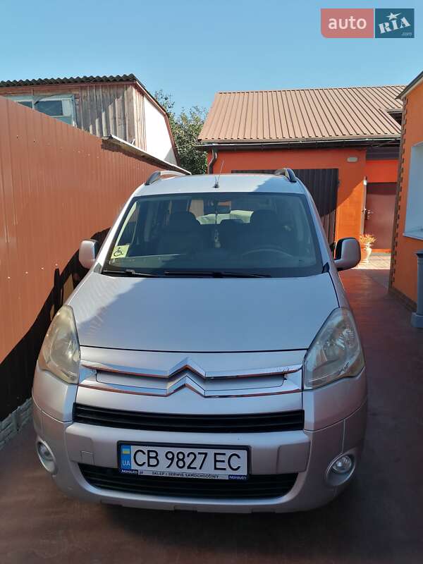 Citroen Berlingo 2010 года в Чернигове