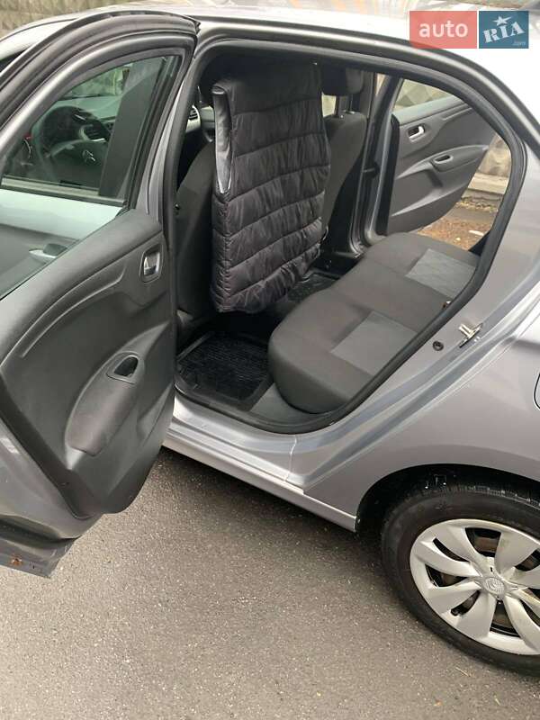 Легковые Citroen C-Elysee