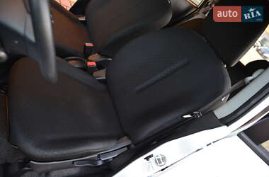 Хетчбек Citroen C-Zero 2013 в Луцьку фото 24 Хетчбек Citroen C-Zero 2013 в Луцьку