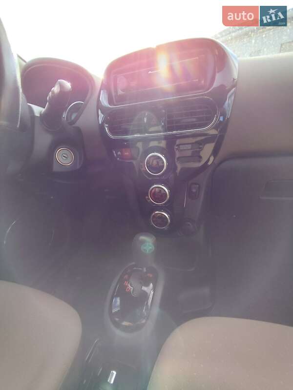 Хэтчбек Citroen C-Zero 2011 в Киеве