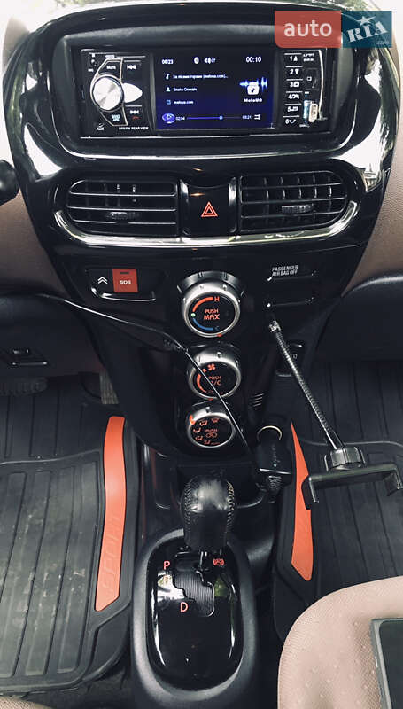 Хэтчбек Citroen C-Zero 2011 в Киеве