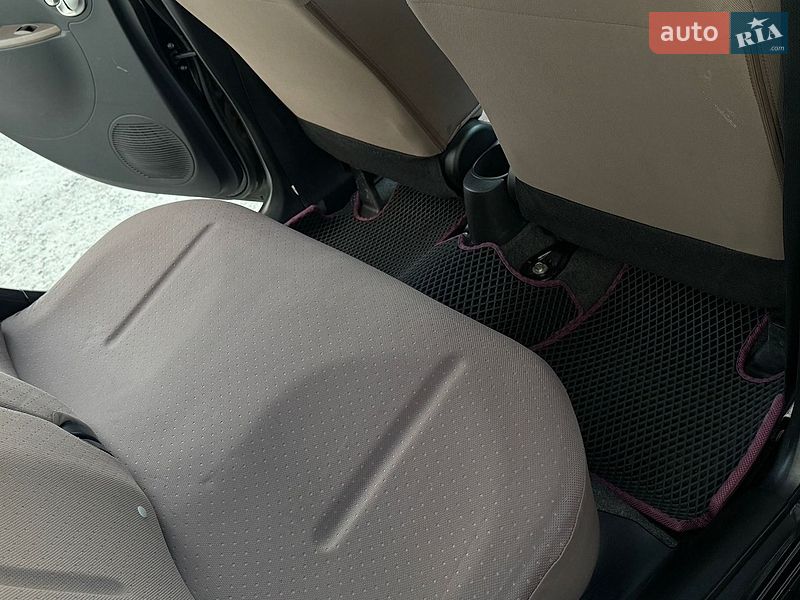 Хэтчбек Citroen C-Zero 2015 в Виннице