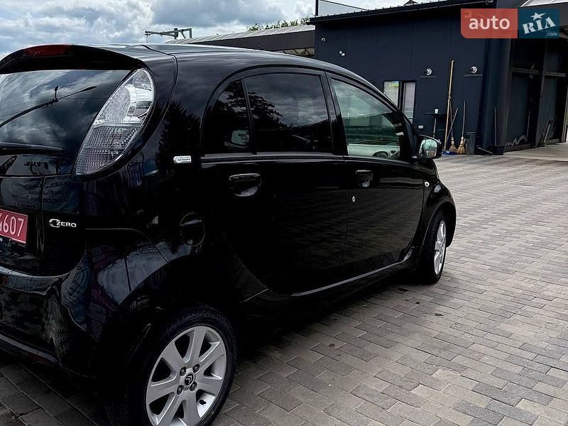 Хетчбек Citroen C-Zero 2013 в Лубнах