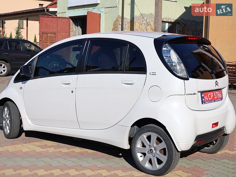 Хетчбек Citroen C-Zero 2011 в Самборі
