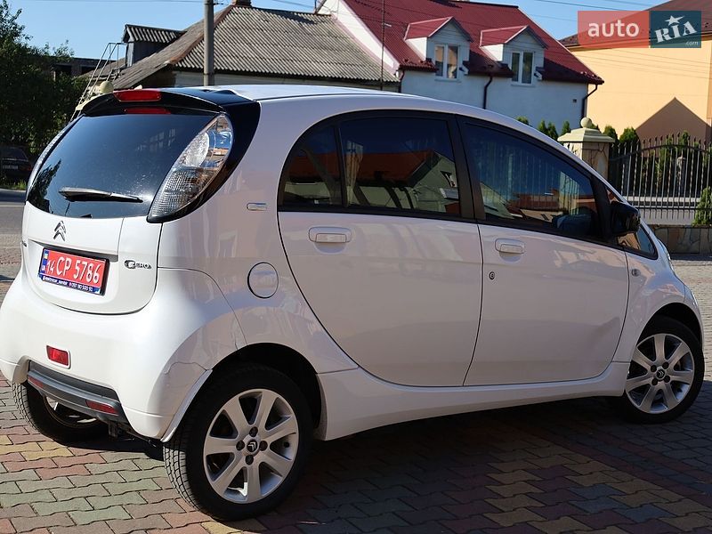 Хетчбек Citroen C-Zero 2011 в Самборі