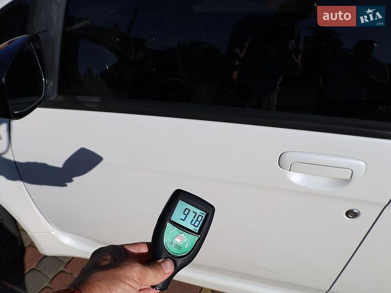 Хетчбек Citroen C-Zero 2011 в Самборі