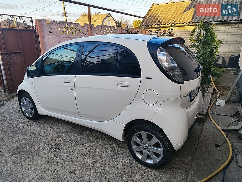 Хэтчбек Citroen C-Zero 2011 в Днепре