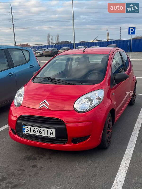 Хэтчбек Citroen C1