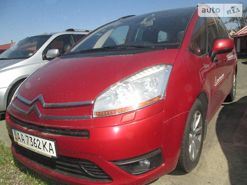 Citroen C4 Picasso 2010 года