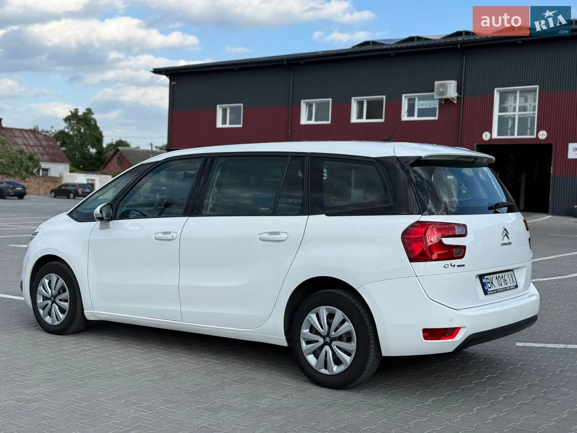 Citroen C4 Picasso 2015 VIN VF73EBHZTFJ859929 фото оголошення 10 з 36