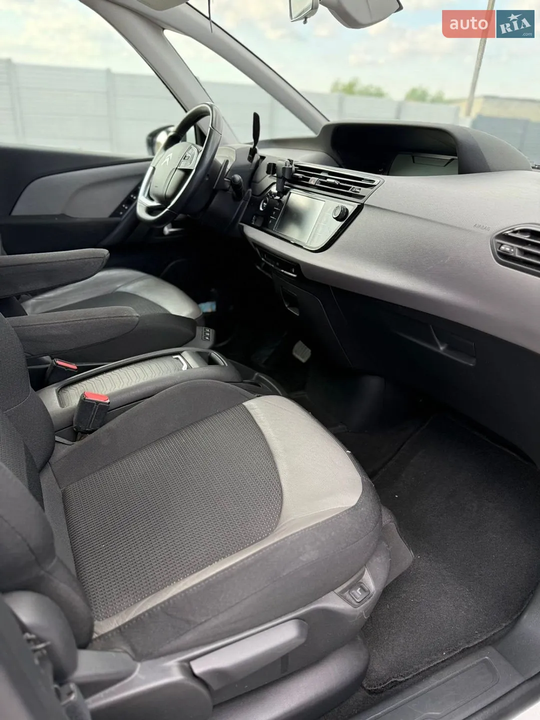 Citroen C4 Picasso 2015 VIN VF73EBHZTFJ859929 фото оголошення 32 з 36