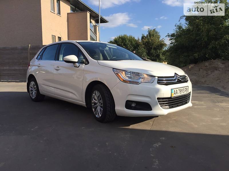 Citroen C4 2012 года