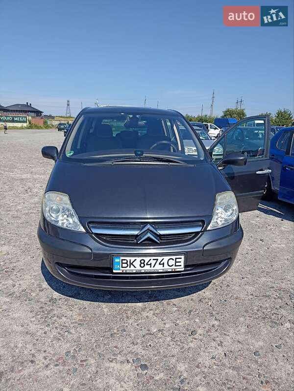Citroen C8