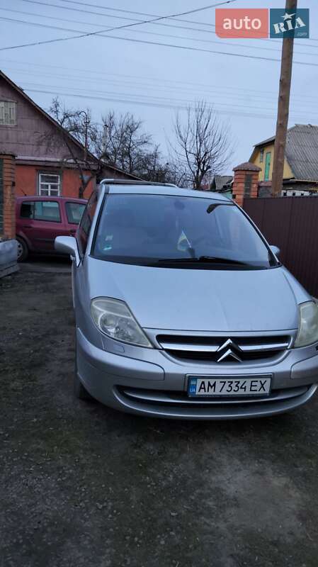 Легковые Citroen C8
