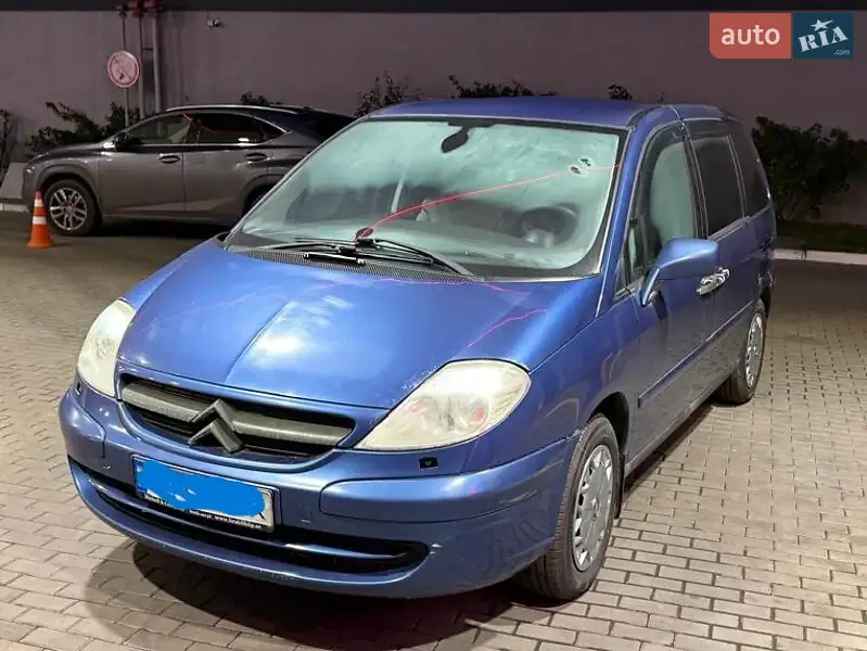 Citroen C8
