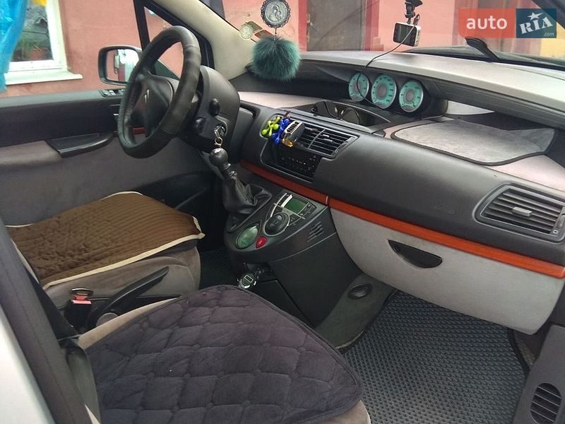 Минивэн Citroen C8 2003 в Тернополе