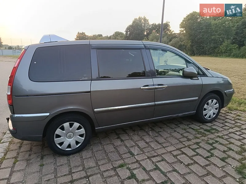 Citroen C8