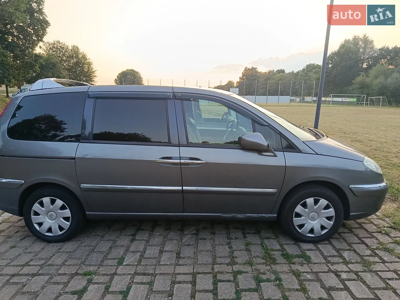 2011 Citroen C8 - мініатюра 2