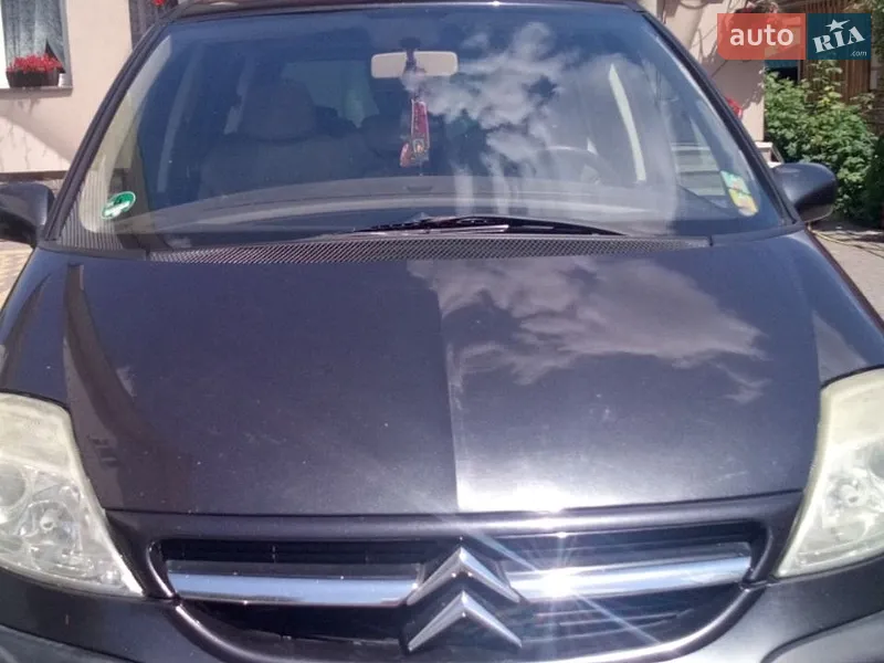 Citroen C8