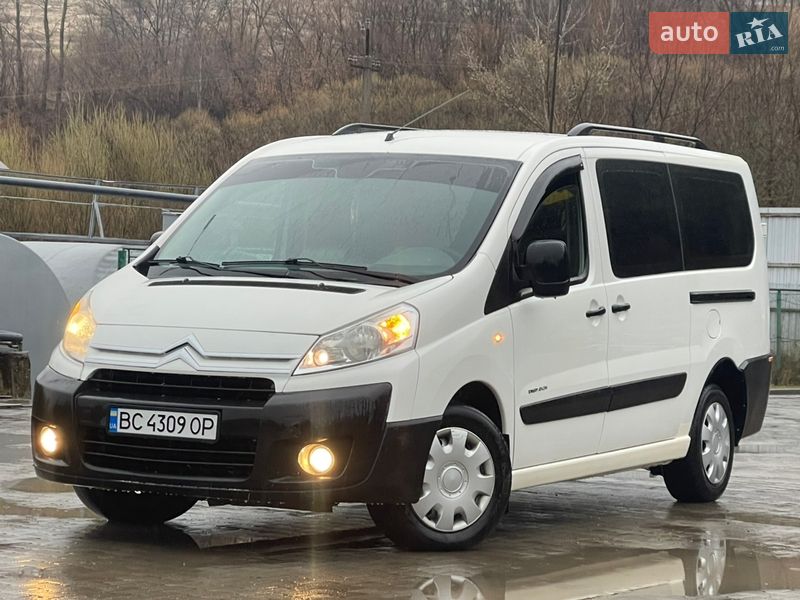 Легкові Citroen Dispatch
