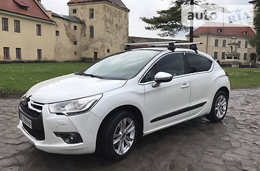 Citroen DS4  2011