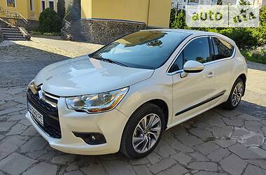 Citroen DS4  2012