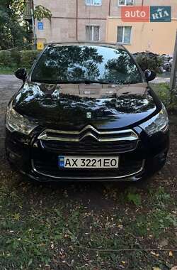 Citroen DS4  2011