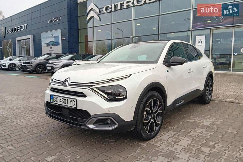 Легкові Citroen e-C4 X
