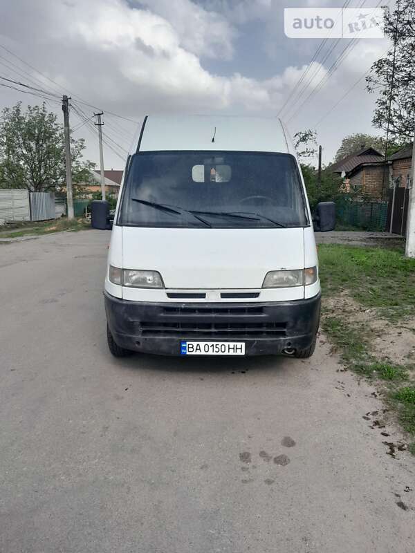 Грузовой фургон Citroen e-Jumpy