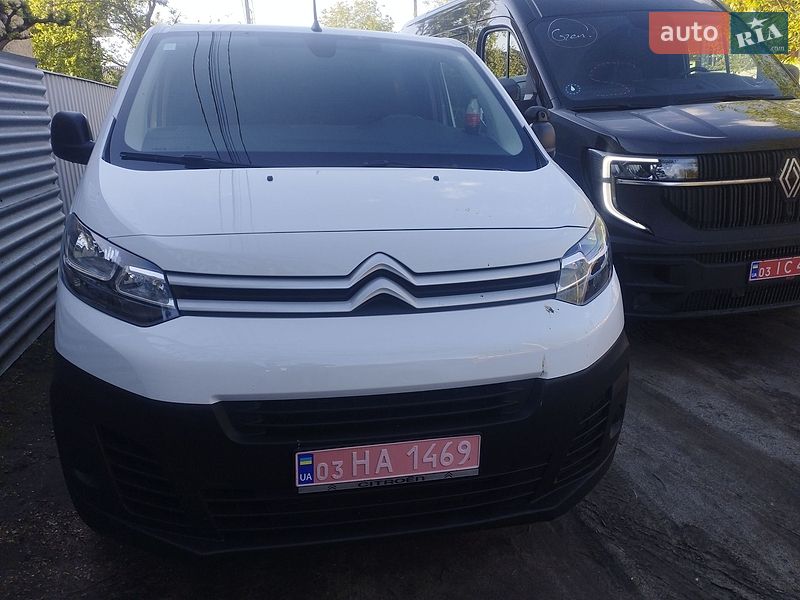 Вантажний фургон Citroen e-Jumpy