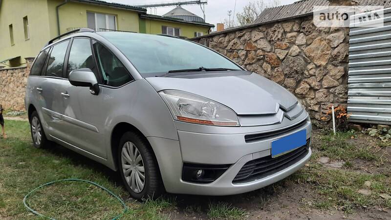 Минивэн Citroen Grand C4 Picasso