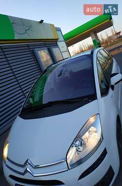 Citroen Grand C4 Picasso 2011