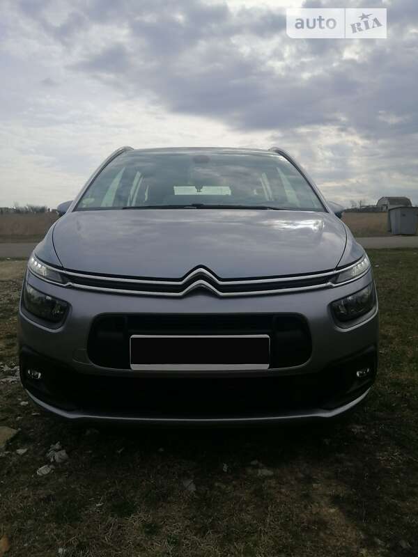 Легковые Citroen Grand C4 SpaceTourer